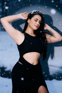 691155541: Chica busca chico en Sevilla