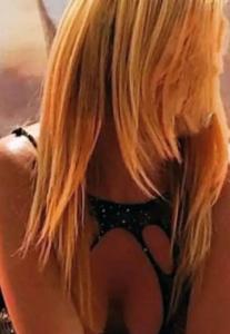 696570439: Chica busca chico en Murcia