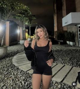 742066671: Chica busca chico en Cantabria