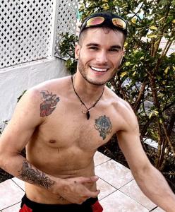 672010301: Chico busca chica en Madrid