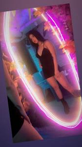 611312780: Chica busca chico en Barcelona