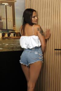 641472705: Chica busca chico en Madrid