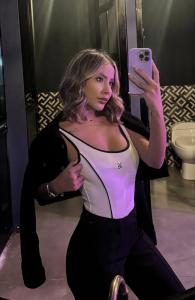 742066671: Chica busca chico en Cantabria