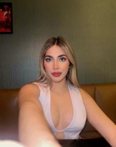 602433231: Chica busca chico en Almería