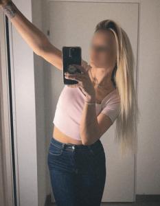 615854345: Chica busca chico en Cantabria