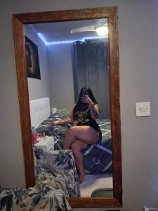 672869370: Chica busca chico en Alicante