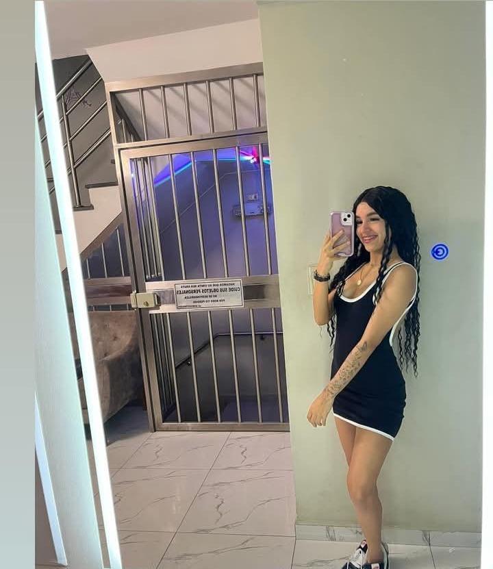 604317997: Chica busca chico en Almería