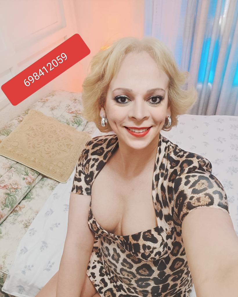 698412059: Travesti en Pontevedra