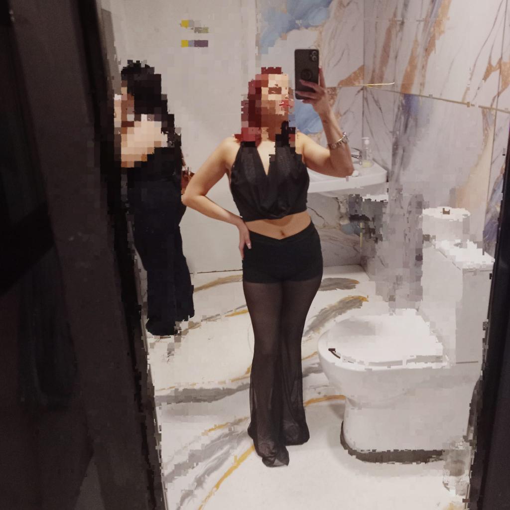 623742615: Chica busca chico en Málaga