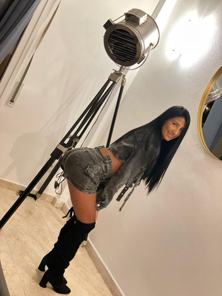 678716001: Chica busca chico en Madrid