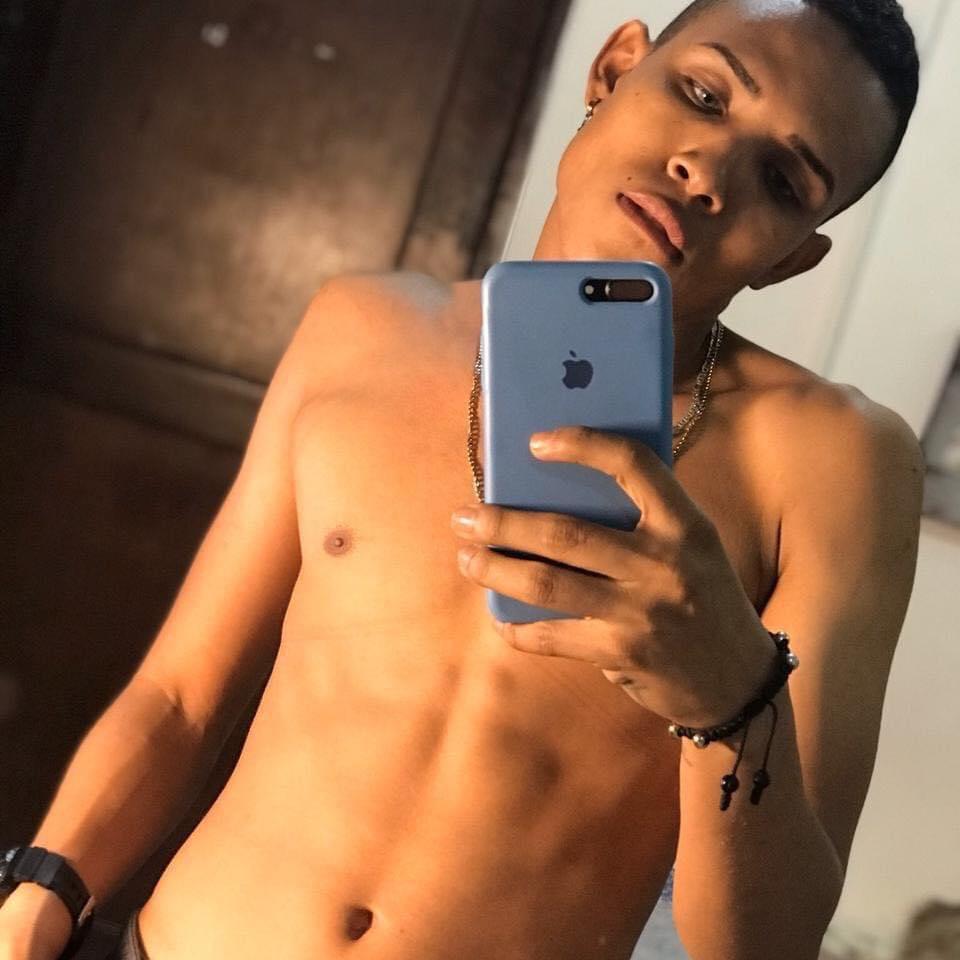 Chico busca chica en Mallorca: 