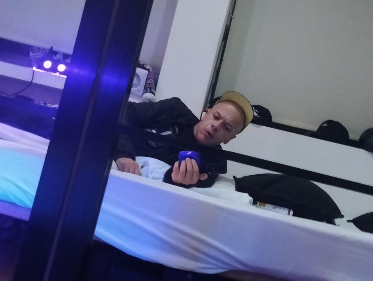 Chico busca chica en Madrid: 