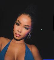 686049244: Chica busca chico en Las Palmas