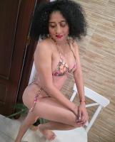 612413531: Chica busca chico en Sevilla