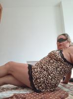 695725686: Chica busca chico en Murcia