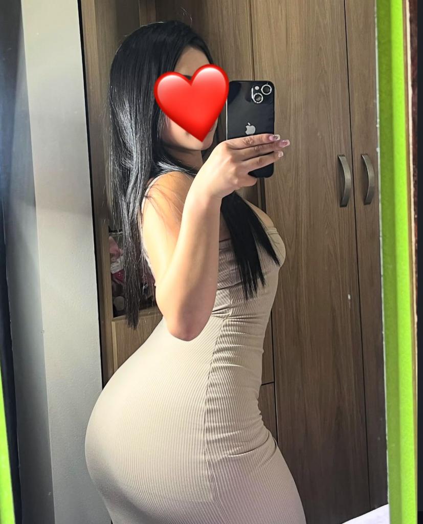 614712404: Chica busca chico en Tarragona