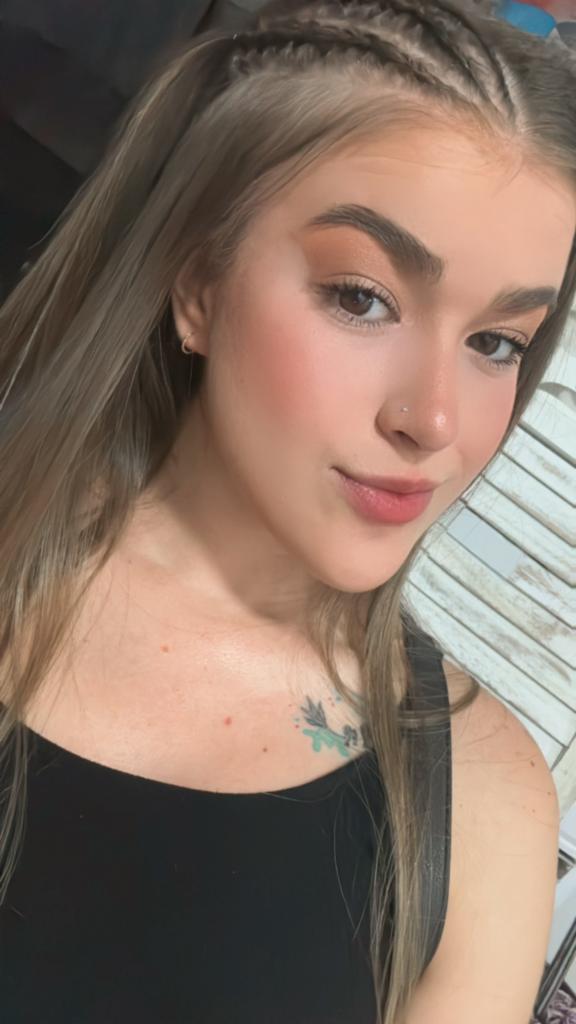 663818203: Chica busca chico en Lérida