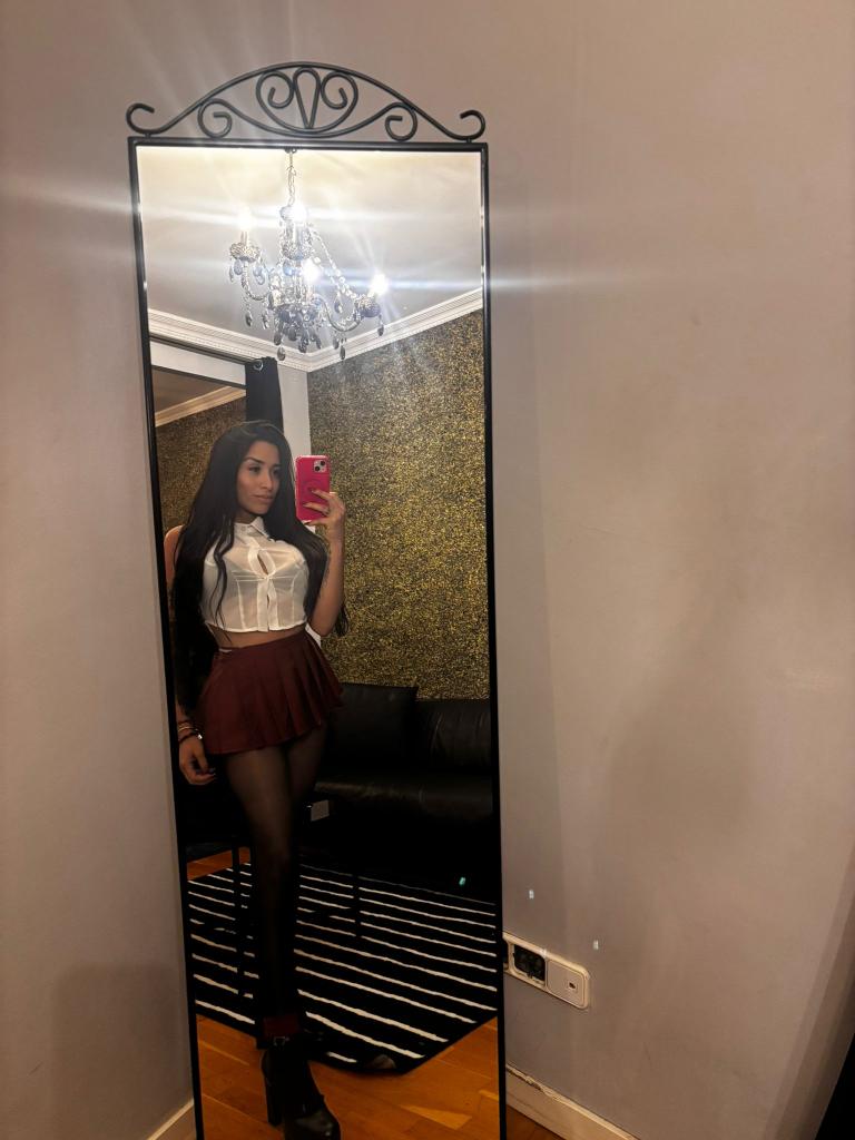 Chica busca chico en Sevilla: 