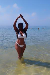 661547935: Chica busca chico en Cantabria