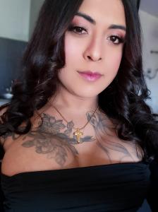 614247371: Transexual en León