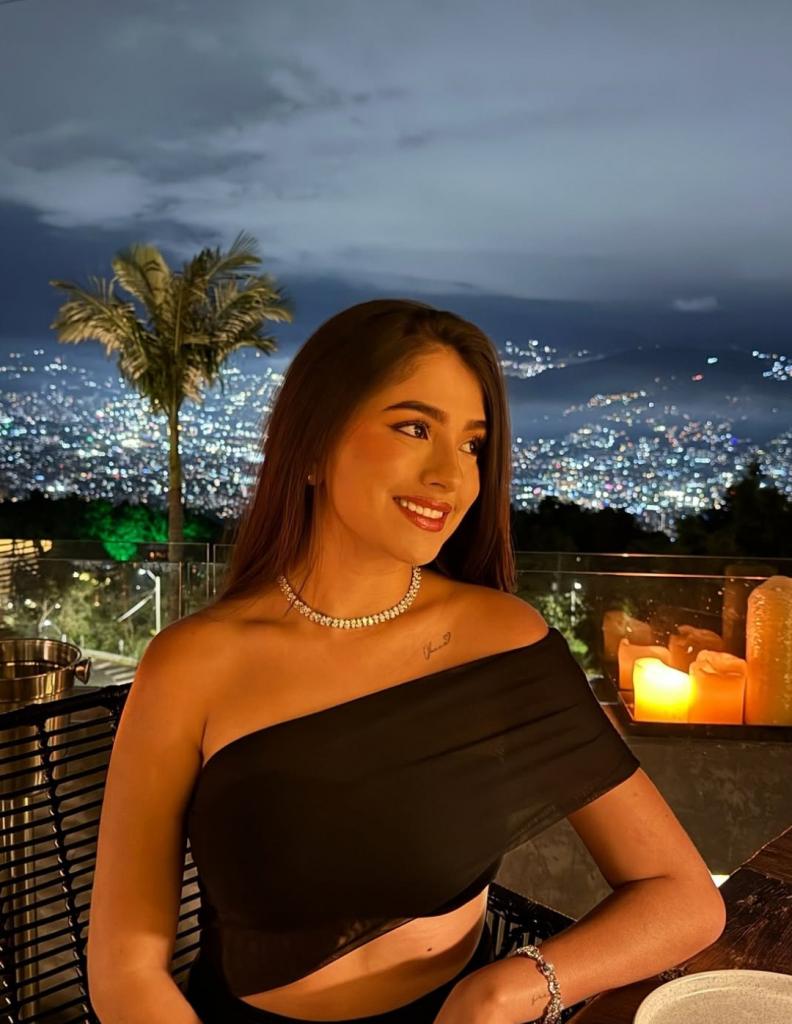 602897082: Chica busca chico en Murcia