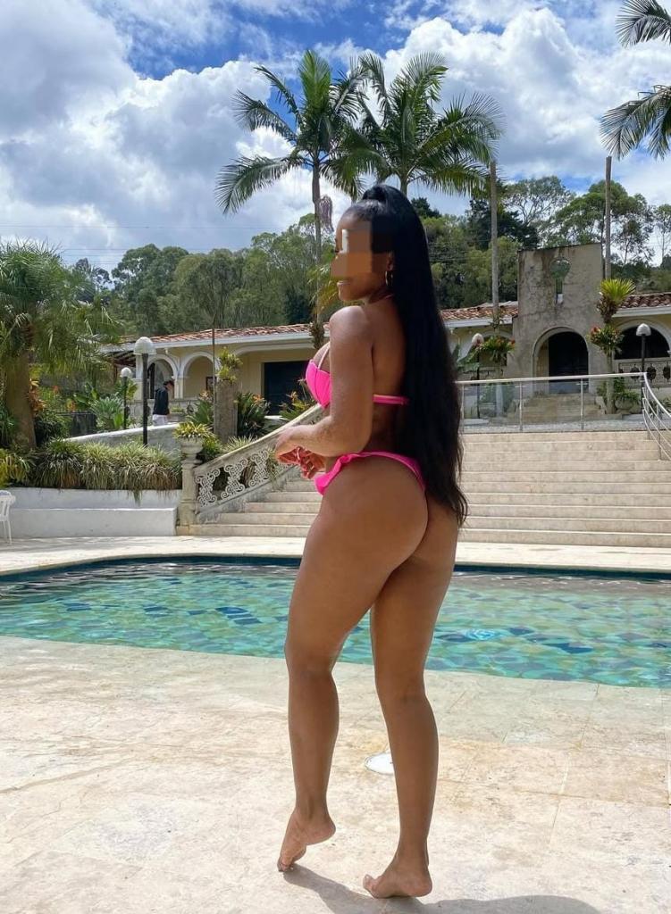 Chica busca chico en La Rioja: 