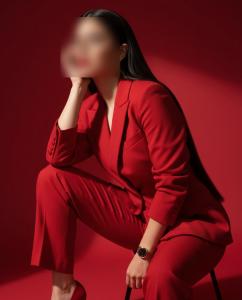 672961845: Chica busca chico en Valencia