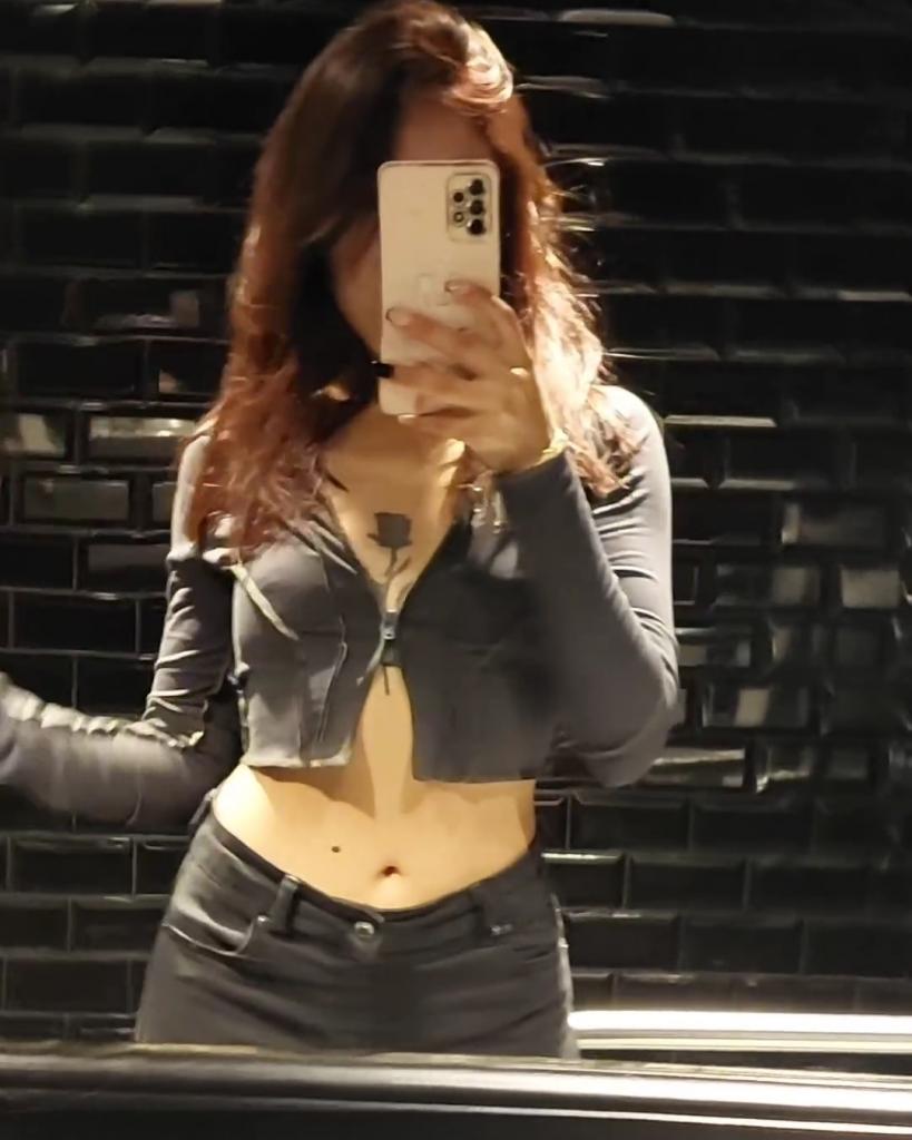 631093988: Chica busca chico en Barcelona