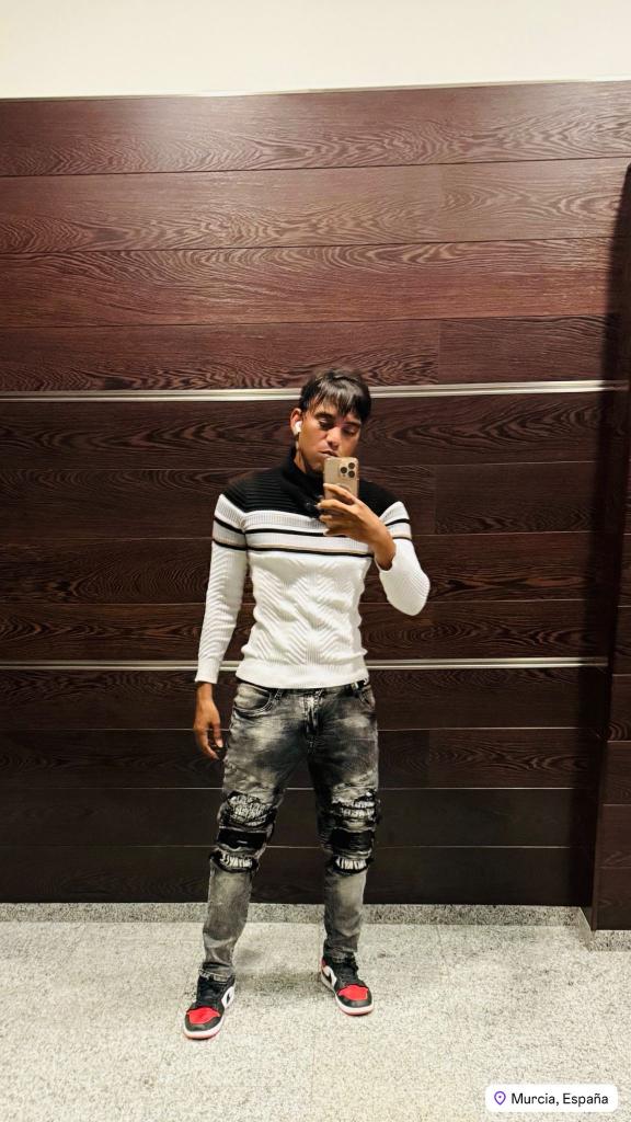 642269552: Chico busca chica en Alicante