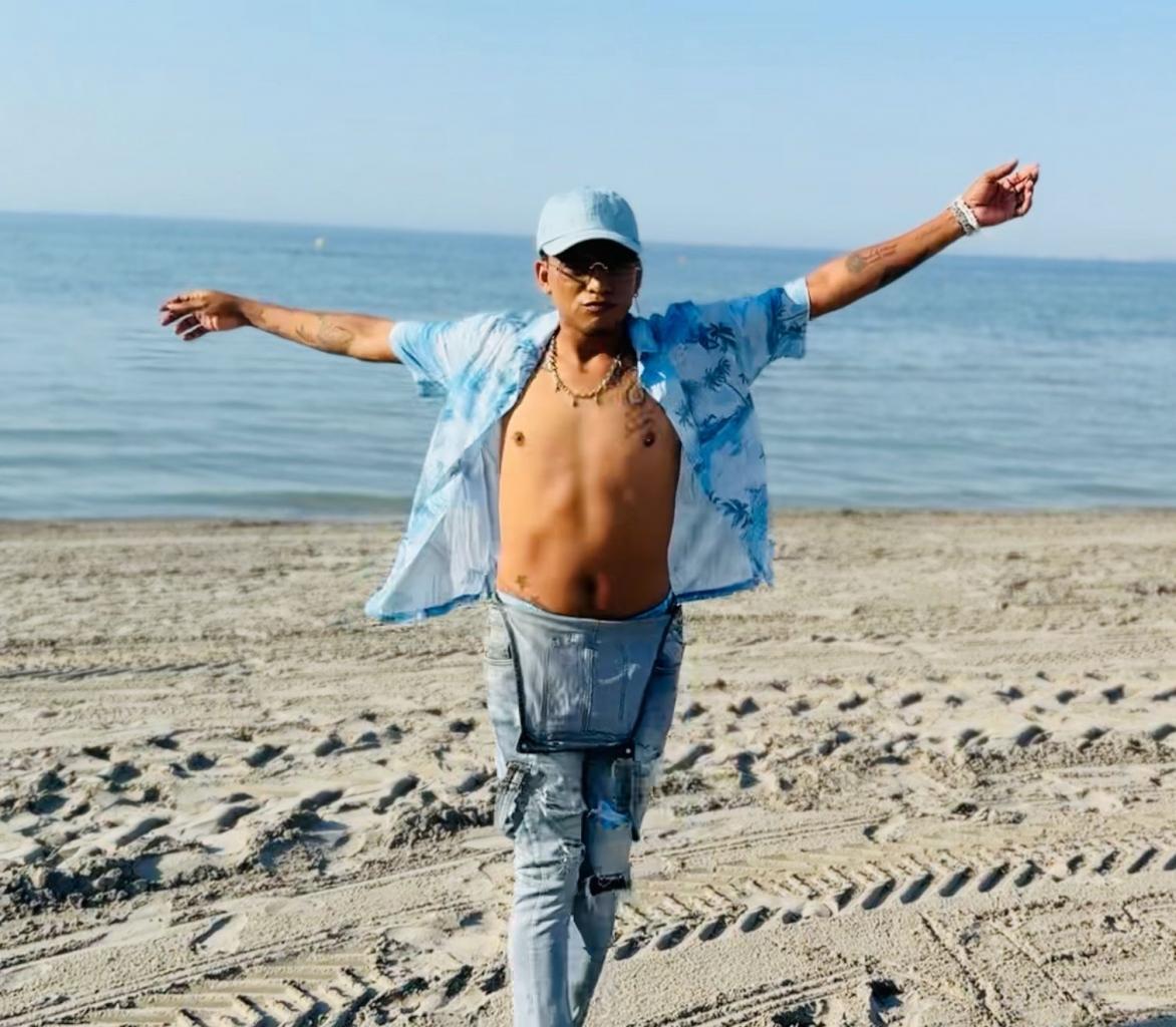 642269552: Chico busca chica en Alicante