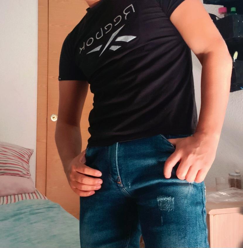 Chico busca chica en Alicante: 