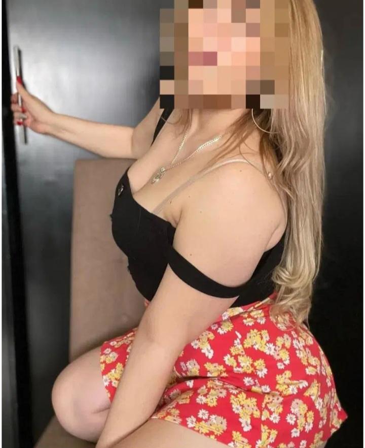 Chica busca chico en Huelva: 