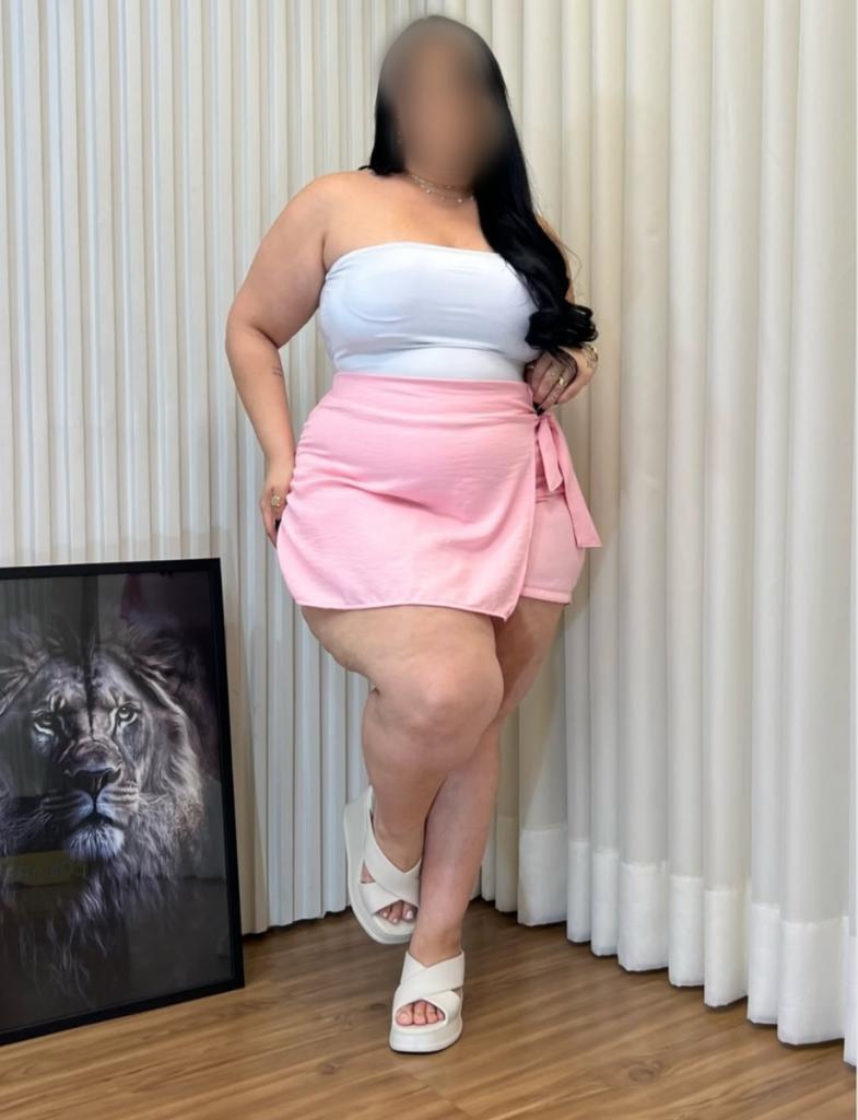 614483301: Chica busca chico en Barcelona