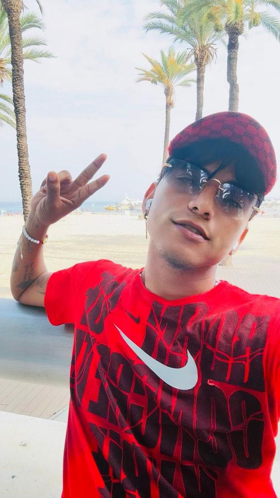 Chico busca chica en Alicante: 