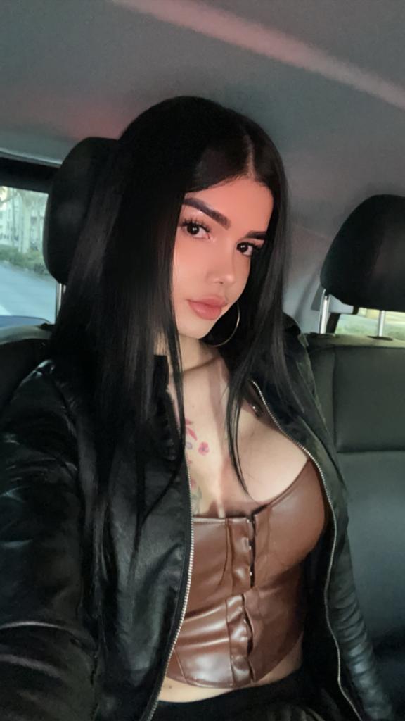 663426238: Travesti en Barcelona