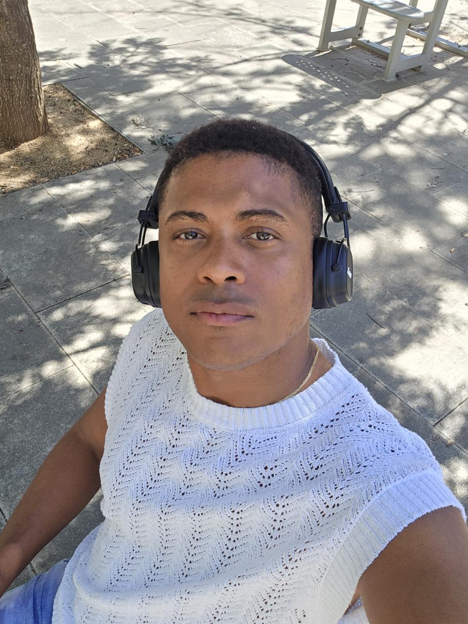 602379705: Chico busca chica en Barcelona