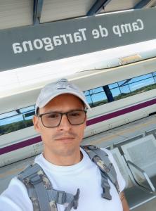 602702717: Chico busca chica en Tarragona