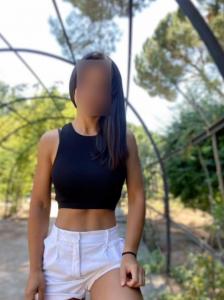 633886890: Chica busca chico en Madrid