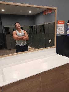 Chico busca chica en Valencia: 