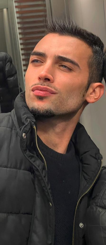 Chico busca chica en Tarragona: 