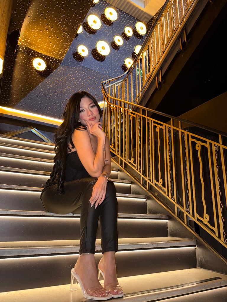 Chica busca chico en Madrid: 