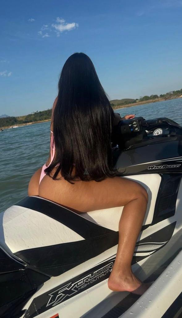 645999742: Chica busca chico en Salamanca