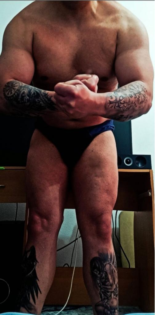 Chico busca chica en La Coruña: 