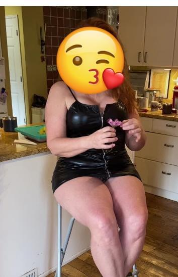 681012106: Chica busca chico en Albacete