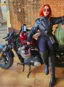 613686851: Chica busca chico en Sevilla