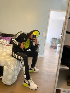 614527123: Chico busca chica en Madrid