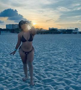 614874645: Chica busca chico en Tenerife