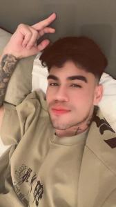 677649378: Chico busca chica en Sevilla