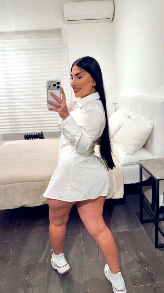 657754543: Chica busca chico en Cádiz