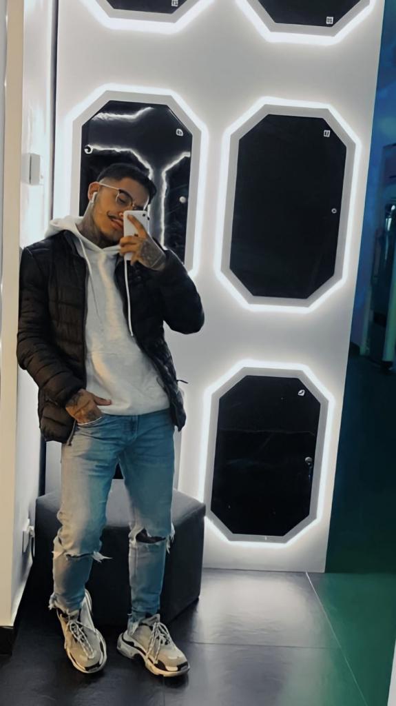 641377338: Chico busca chica en Granada